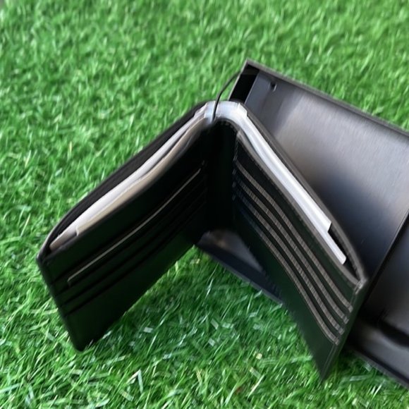 Michael Kors Men`s Gifting Bifold 3 in 1 Wallet Box Set Admiral Multi - Picture 8 of 14